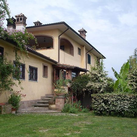 La Vecchia Quercia Bed and Breakfast Selci  Εξωτερικό φωτογραφία